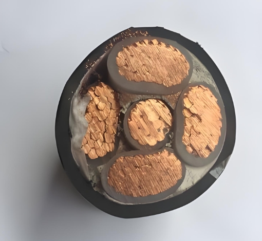 低壓電纜在電力傳輸中起著至關(guān)重要的作用.jpg 低壓電纜在電力傳輸中起著至關(guān)重要的作用.jpg